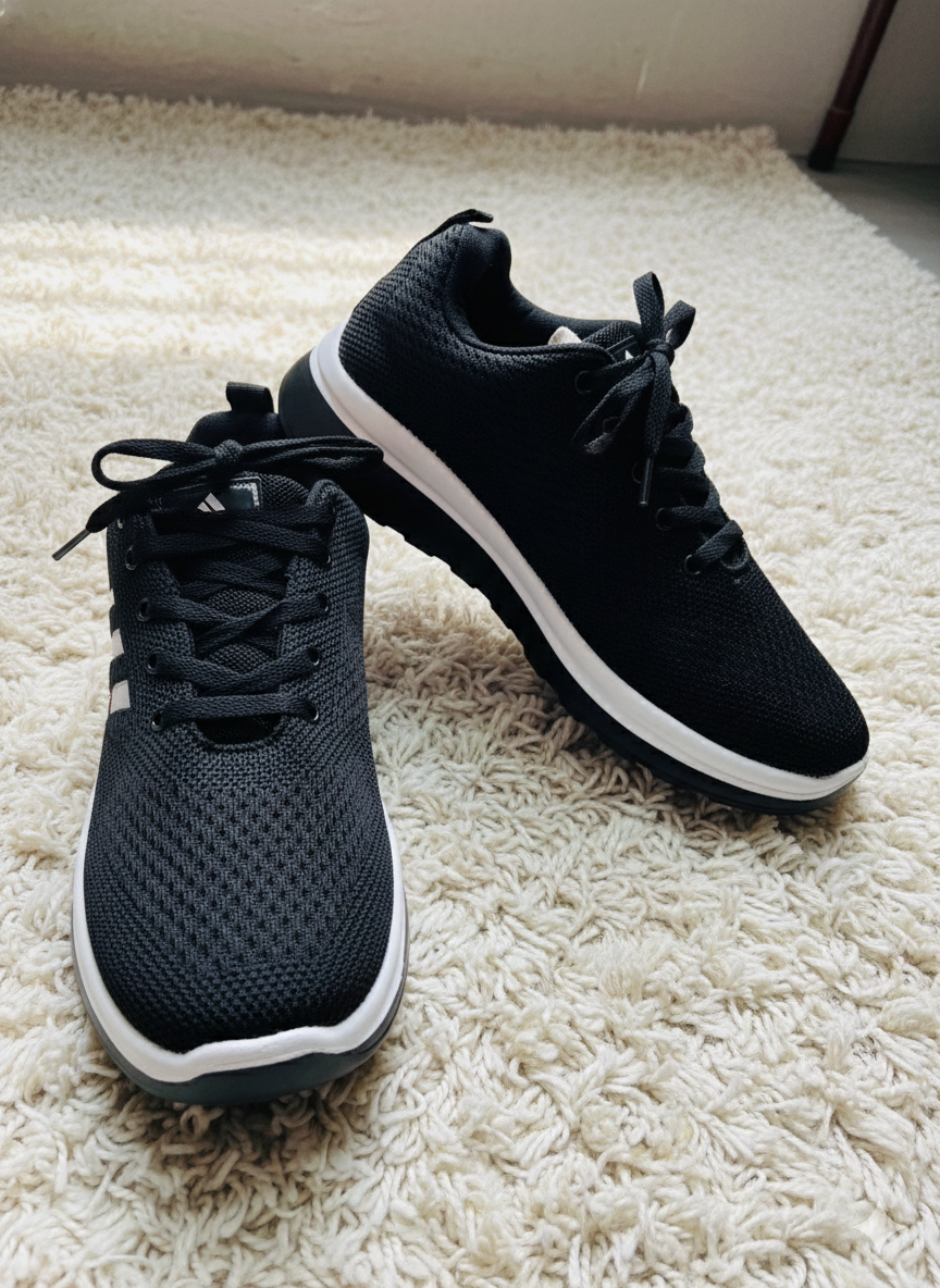 Men's Lightweight Black Knit Mesh Running Shoes