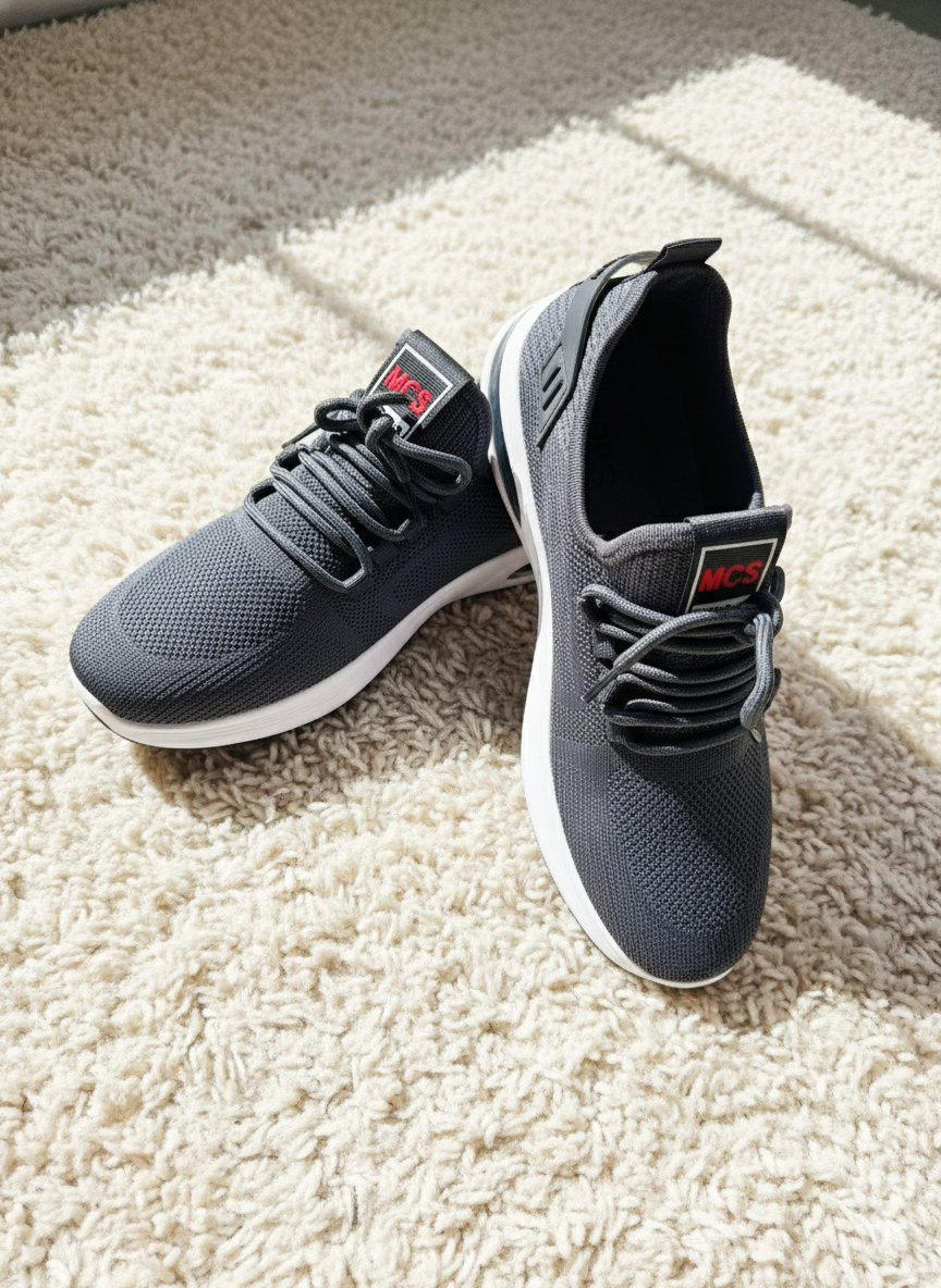 Men's Lightweight Grey Knit Mesh Running Shoes