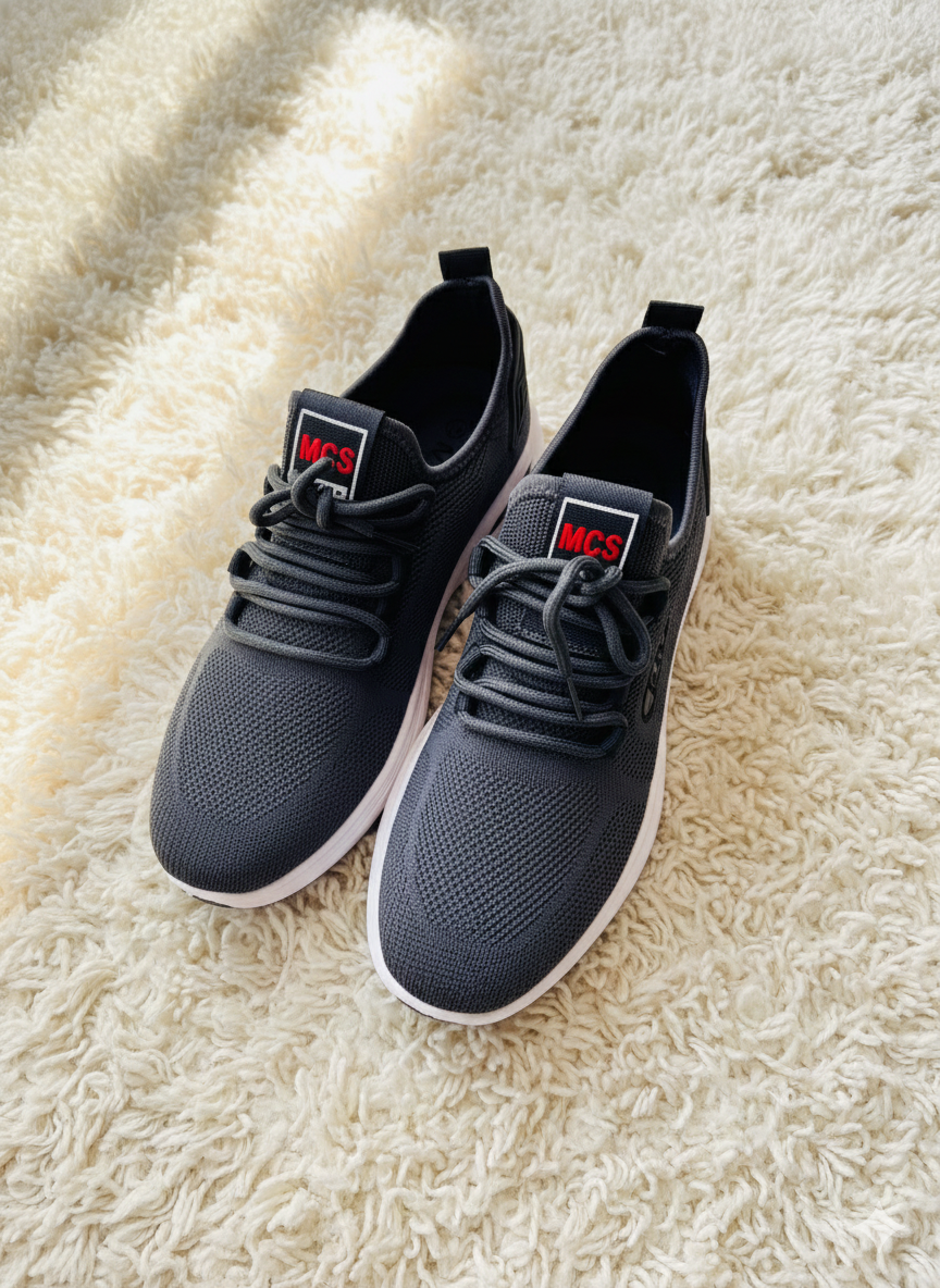 Men's Lightweight Grey Knit Mesh Running Shoes